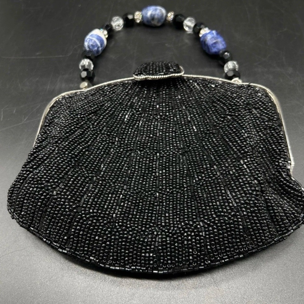 Absolutely stunning YILIN
 Black Beaded Clutch with eclectic Gemstone Handle - Picture 4 of 11